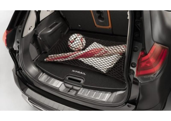 Nissan  Rouge 4#4 Or  Similar